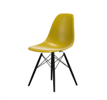 Load image into Gallery viewer, Sedia DSW Eames Plastic Chair