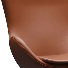 Load image into Gallery viewer, 3316 Egg Chair Poltrona - Pelle Essential Walnut/ Warm Graphite