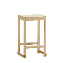 Carica l'immagine nel visualizzatore di Gallery, Atelier Bar Stool