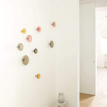 Carica l'immagine nel visualizzatore di Gallery, Bulb set di 2 ganci da muro Ø 9 cm