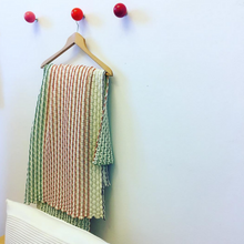 Load image into Gallery viewer, Coat Dots appendiabiti - decorazione da parete