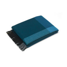 Load image into Gallery viewer, Colour Block Blankets coperta nero-blu