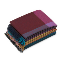 Load image into Gallery viewer, Colour Block Blankets coperta nero-blu