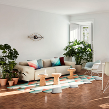 Carica l'immagine nel visualizzatore di Gallery, Cork Family Modello D sgabello / tavolino