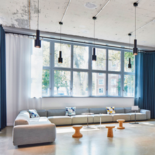 Carica l'immagine nel visualizzatore di Gallery, Cork Family Modello C sgabello / tavolino