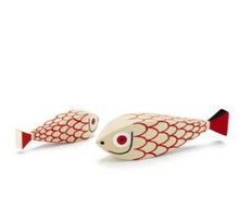 Carica l'immagine nel visualizzatore di Gallery, Wooden Doll Mother Fish & Child