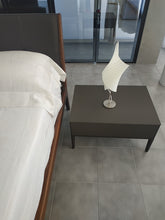 Load image into Gallery viewer, Kaj lampada da tavolo