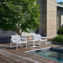 Load image into Gallery viewer, Poltrona 1966 con braccioli (struttura bianca e rete bianca)