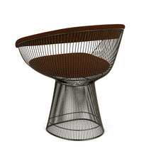 Carica l'immagine nel visualizzatore di Gallery, Poltroncina Platner Arm Chair (finitura bronzo)