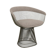 Carica l'immagine nel visualizzatore di Gallery, Poltroncina Platner Arm Chair (finitura bronzo)