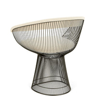 Carica l'immagine nel visualizzatore di Gallery, Poltroncina Platner Arm Chair (finitura bronzo)