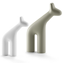 Load image into Gallery viewer, Raffa Medium scultura