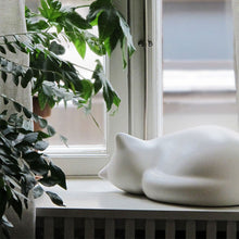 Load image into Gallery viewer, Resting Cat