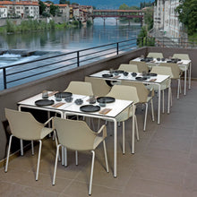 Load image into Gallery viewer, Vesper 2 con braccioli Set di 4 sedie