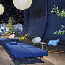 Load image into Gallery viewer, Sedia a dondolo RAR Eames Plastic Armchair