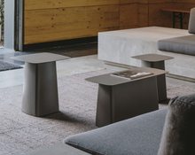 Carica l'immagine nel visualizzatore di Gallery, Tavolino Metal side table grande cioccolato