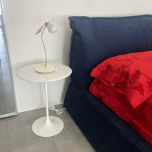 Load image into Gallery viewer, Tavolino Saarinen Ø 41 base bianca e piano in marmo cristallino