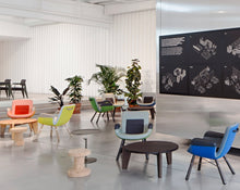Load image into Gallery viewer, East River Chair poltroncina
