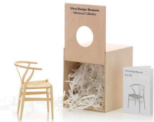 Carica l'immagine nel visualizzatore di Gallery, Y-chair – Miniatures Collection
