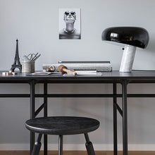 Load image into Gallery viewer, Snoopy lampada da tavolo