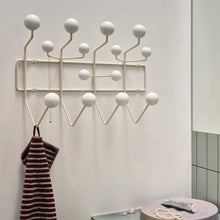 Carica l&#39;immagine nel visualizzatore di Gallery, Appendiabiti Hang it all
