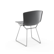 Carica l&#39;immagine nel visualizzatore di Gallery, Set da 2 sedie Bertoia Plastic Chair (struttura in acciaio cromato)
