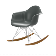Carica l&#39;immagine nel visualizzatore di Gallery, Sedia a dondolo RAR Eames Plastic Armchair
