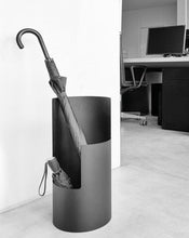 Carica l&#39;immagine nel visualizzatore di Gallery, 0550. portaombrelli
