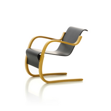 Carica l&#39;immagine nel visualizzatore di Gallery, Armchair Nr. 42 – Miniatures Collection
