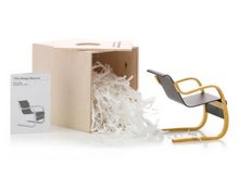 Carica l&#39;immagine nel visualizzatore di Gallery, Armchair Nr. 42 – Miniatures Collection
