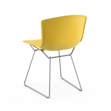 Carica l&#39;immagine nel visualizzatore di Gallery, Set da 2 sedie Bertoia Plastic Chair Anniversary Edition (telaio cromo)
