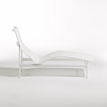 Load image into Gallery viewer, Chaise longue 1966 Contour (struttura bianca rete bianca)
