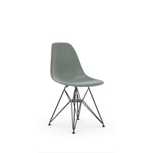 Carica l&#39;immagine nel visualizzatore di Gallery, DSR Eames Plastic Chair
