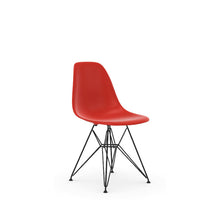 Carica l&#39;immagine nel visualizzatore di Gallery, DSR Eames Plastic Chair
