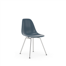 Carica l&#39;immagine nel visualizzatore di Gallery, Eames Plastic Side Chair DSX
