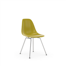 Carica l&#39;immagine nel visualizzatore di Gallery, Eames Plastic Side Chair DSX
