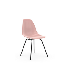 Carica l&#39;immagine nel visualizzatore di Gallery, Eames Plastic Side Chair DSX
