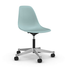 Carica l&#39;immagine nel visualizzatore di Gallery, Eames Plastic Side Chair PSCC sedia ufficio su ruote
