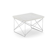 Carica l&#39;immagine nel visualizzatore di Gallery, Occasional Table LTR top in marmo chiaro e basamento cromato
