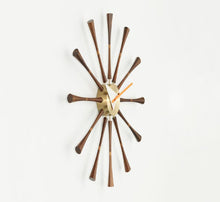 Load image into Gallery viewer, Spindle Clock orologio da parete
