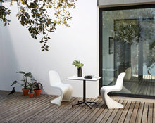 Carica l&#39;immagine nel visualizzatore di Gallery, Panton Chair
