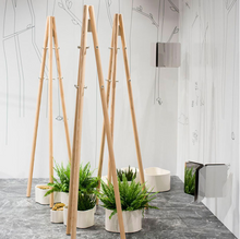 Load image into Gallery viewer, Kiila Coat Stand – Appendiabiti in frassino
