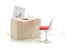 Carica l&#39;immagine nel visualizzatore di Gallery, Tulip Chair – Miniatures Collection
