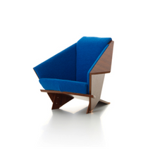 Carica l&#39;immagine nel visualizzatore di Gallery, Taliesin West Armchair – Miniatures Collection
