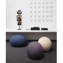 Load image into Gallery viewer, Tatino pouf
