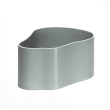 Load image into Gallery viewer, Vaso Riihitie Plant Pot (modello A in ceramica grigio chiaro)
