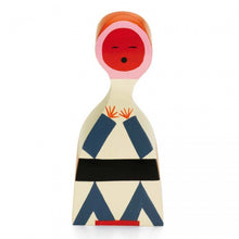 Carica l&#39;immagine nel visualizzatore di Gallery, Wooden Dolls
