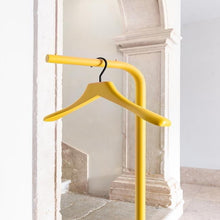 Carica l&#39;immagine nel visualizzatore di Gallery, Bow appendiabiti
