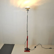 Carica l&#39;immagine nel visualizzatore di Gallery, Toio Led lampada da terra rossa
