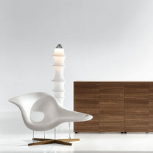 Load image into Gallery viewer, La Chaise poltrona
